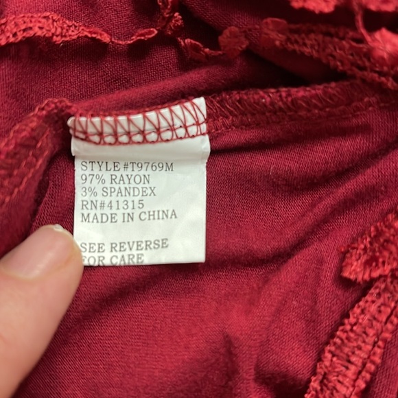 STEM & VINE CROCHET BELL SLEEVE TUNIC TOP Maroon Sz M FRINGE SHARK-MOUTH HEM - Picture 5 of 9